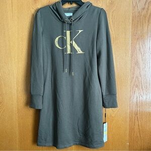 NWT Calvin Klein size medium green hooded dress